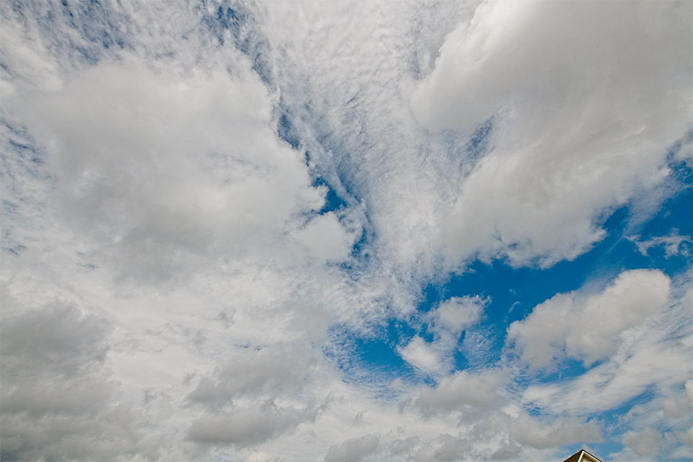 patterns-of-cumulus-louds-in-a-blue-sky-2647.jpg