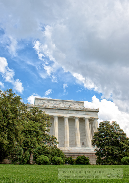 side-view-of-the-lincoln-memorial-3626e.jpg